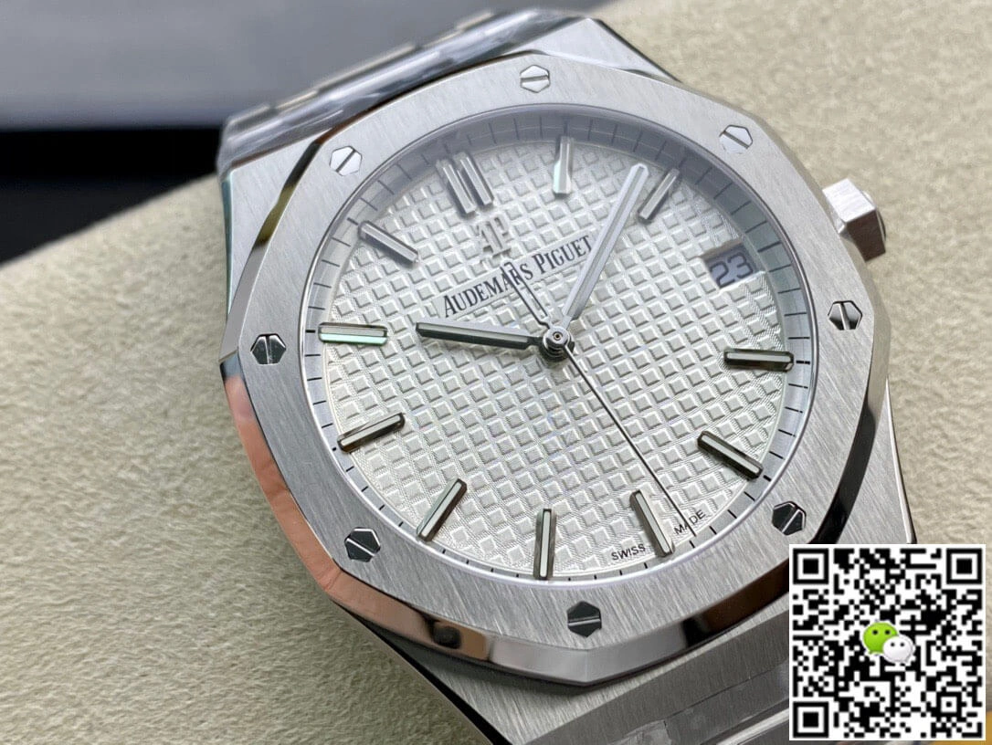 Audemars Piguet Royal Oak 15500ST.OO.1220ST.04 ZF Factory 1:1 Best Edition Replica Watch Titanium Case
